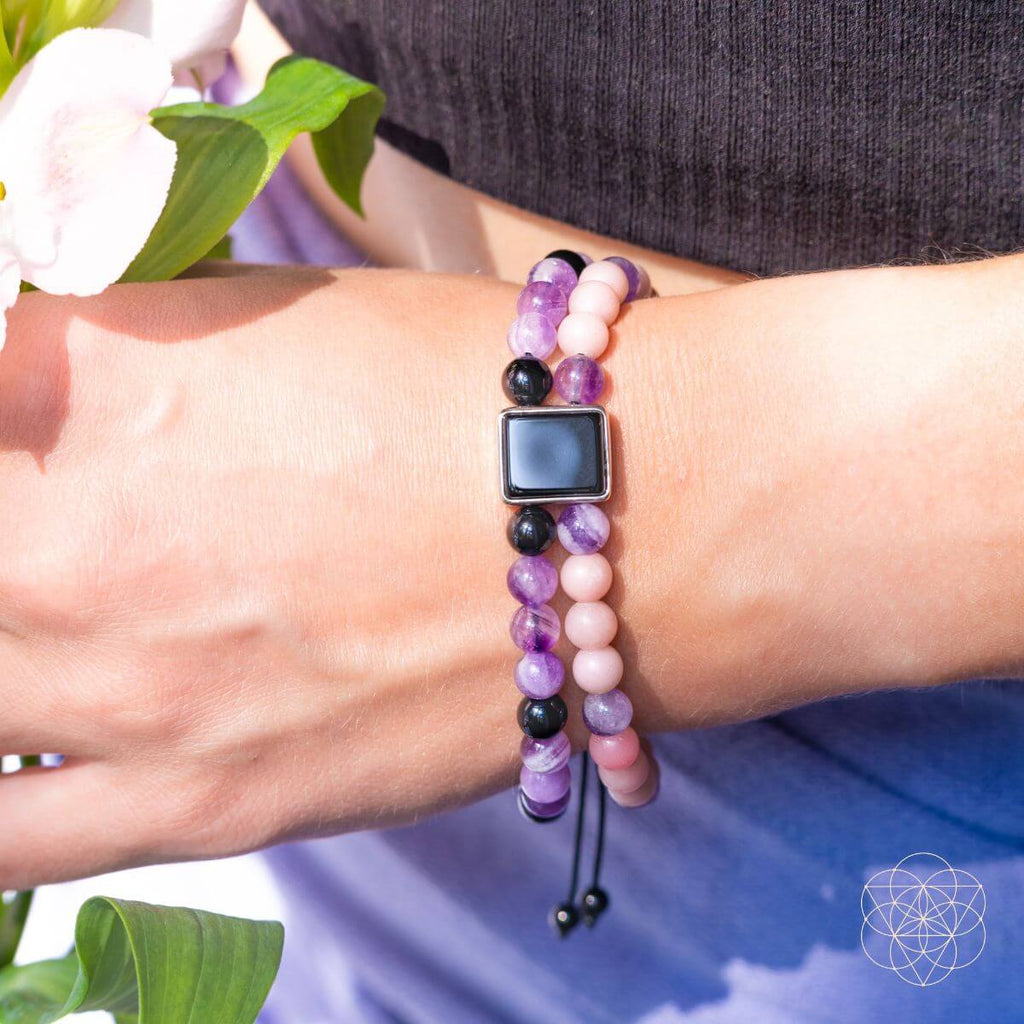 I Am Strong: Illuminating Bracelet of Feminine Power - Inner Stride Official